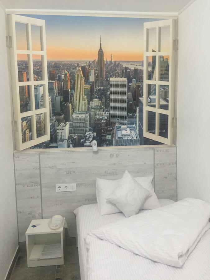 Skyhome Goloseevsky Київ Екстер'єр фото