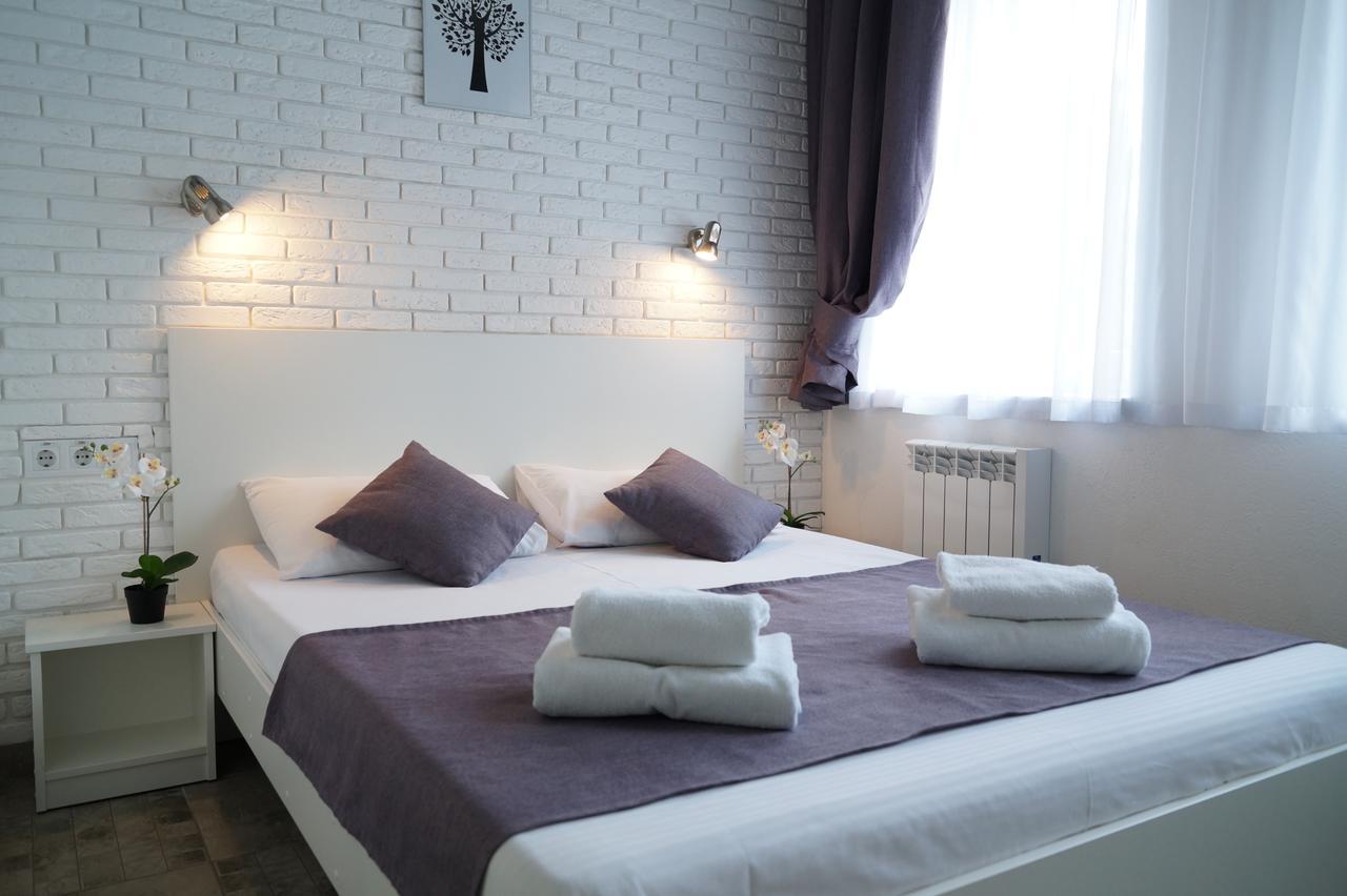 Skyhome Goloseevsky Київ Екстер'єр фото